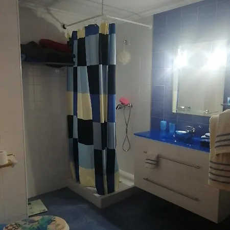 公寓 Piso Vacacional O Salnes 庞特维德拉